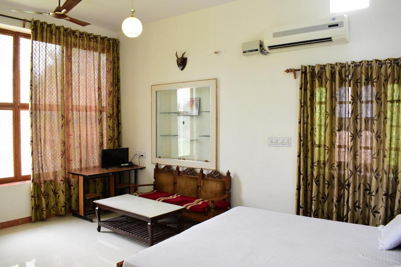 Poonam Palace Near By Airport Jodhpur  Eksteriør billede