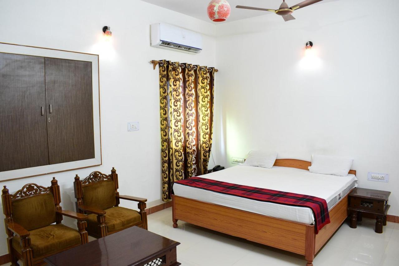 Poonam Palace Near By Airport Jodhpur  Eksteriør billede