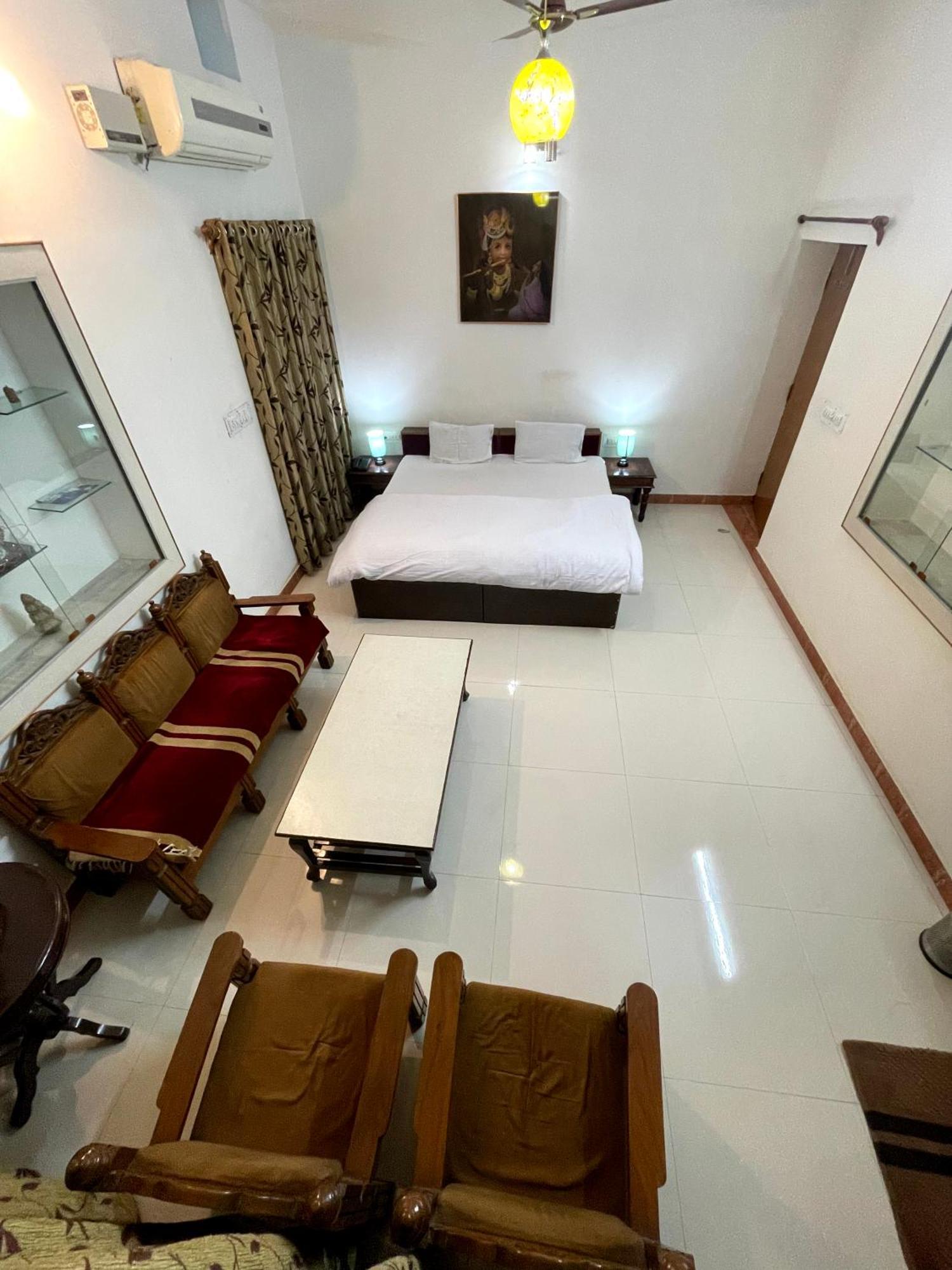 Poonam Palace Near By Airport Jodhpur  Eksteriør billede